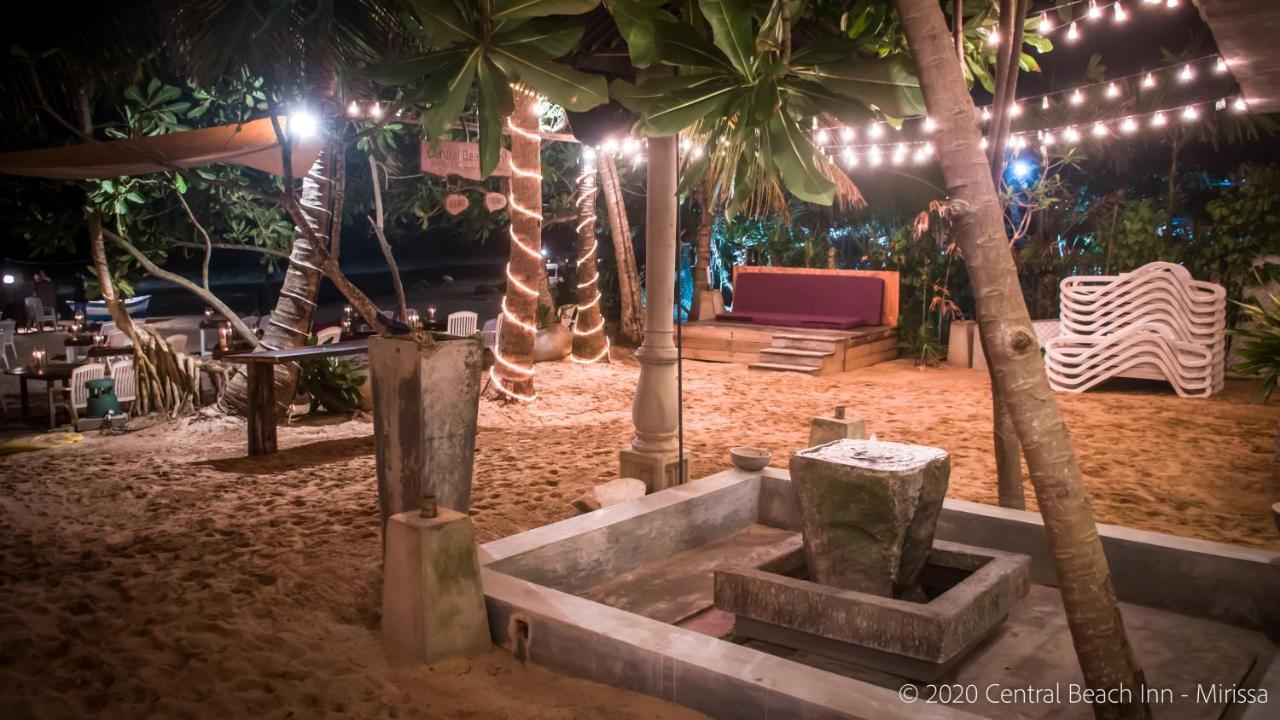 Central Beach Inn Mirissa Exterior foto