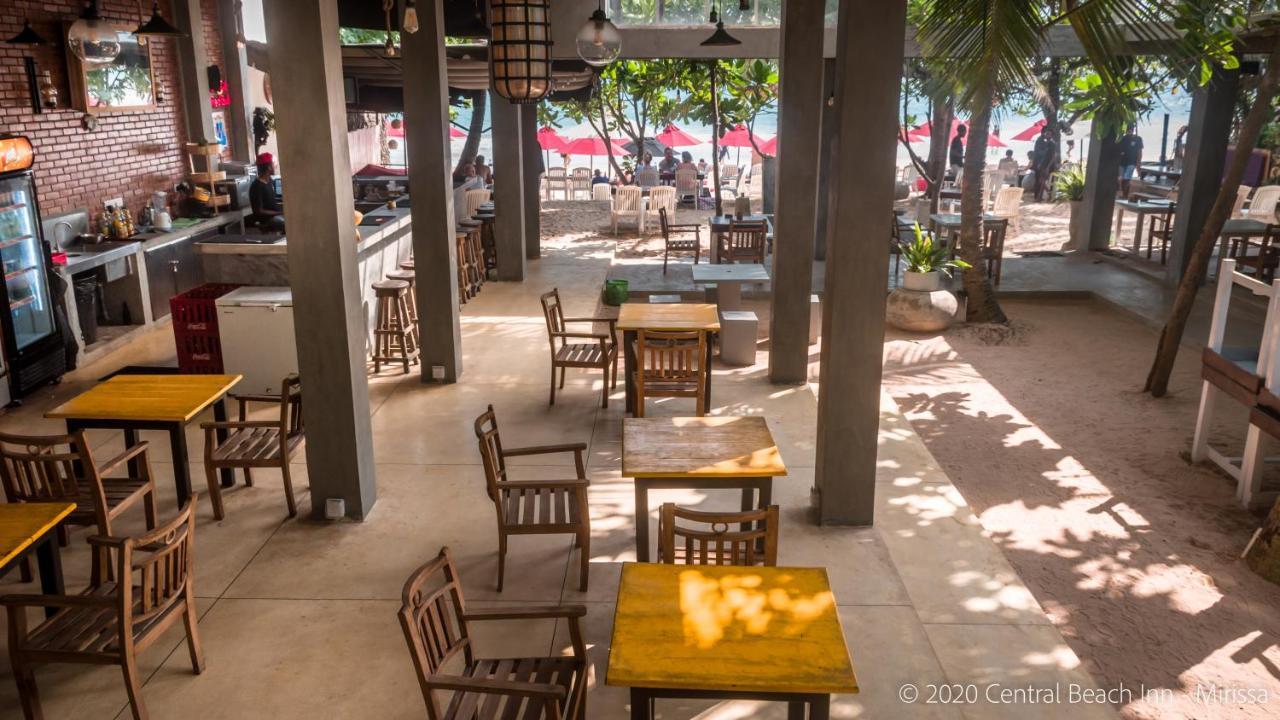 Central Beach Inn Mirissa Exterior foto