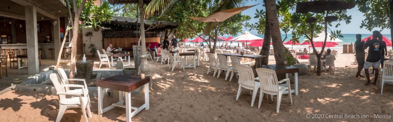 Central Beach Inn Mirissa Exterior foto